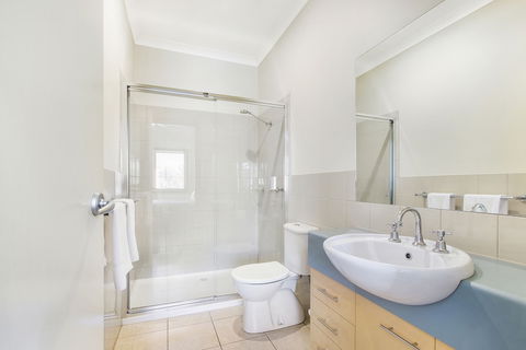 Apartments On Church - Unit 7 - Accommodation Bookings 2