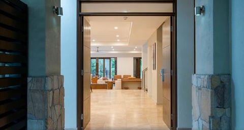 Sea Temple Port Douglas 3 Bedroom Luxury Villa - Accommodation Bookings 5