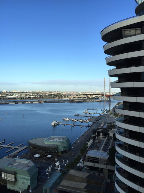 Apartments Melbourne Domain - New Quay Docklands - Accommodation Bookings 0