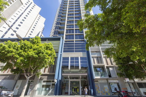 Apartments Melbourne Domain - New Quay Docklands - Accommodation Bookings 1