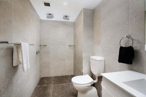 Nautilos On The Harbour - Accommodation Bookings 6