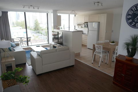 Queensleigh Apartment - Accommodation Bookings 2