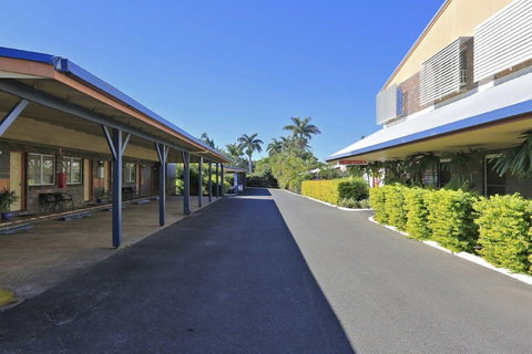 Smart Motel Bert Hinkler - Accommodation Bookings 3