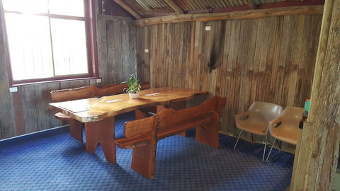 Royal Hotel Tenterfield - Accommodation Bookings 1