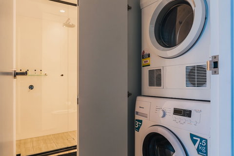 Victoria One Suites - Accommodation Bookings 5