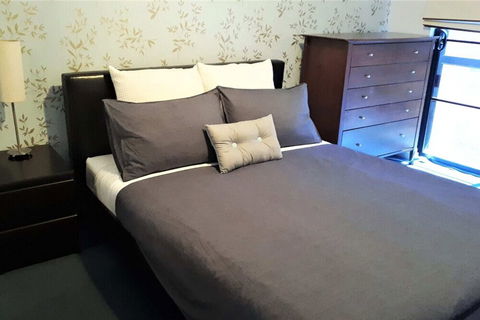 Stylish 2 Bedroom Apartment In The City - Accommodation Bookings 6