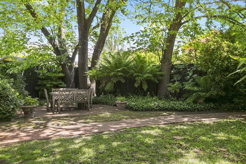 Boutique Stays - Frankie's Place - Accommodation Bookings 6