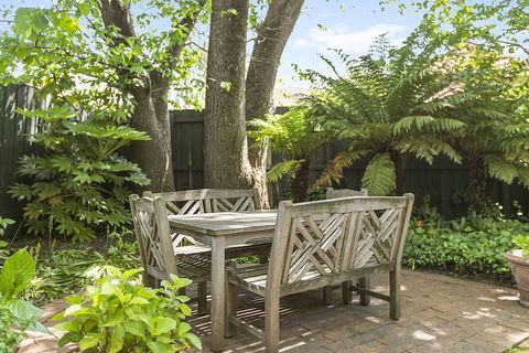 Boutique Stays - Frankie's Place - Accommodation Bookings 2