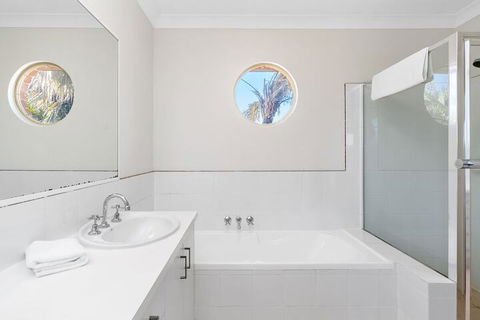 Bayside Court Apartments - Accommodation Bookings 7
