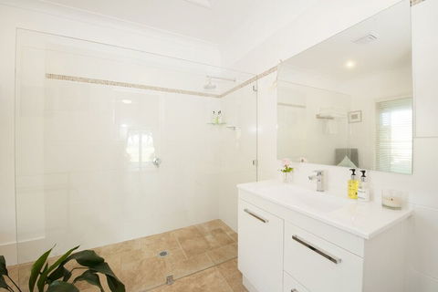 Rosby Guesthouse - Accommodation Bookings 6
