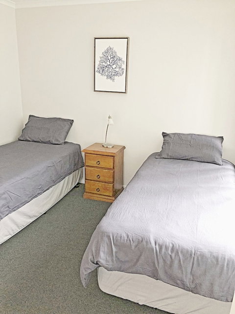 Albatross - Accommodation Bookings 3