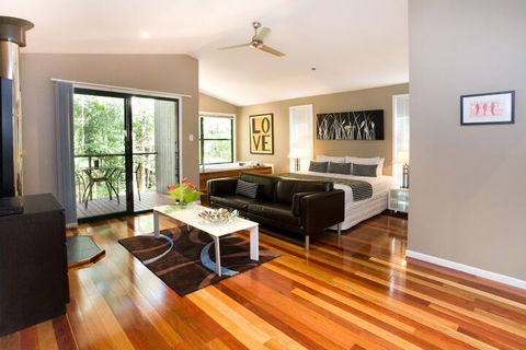 Amore On Buderim Luxury Rainforest Cabins - Accommodation Bookings 7