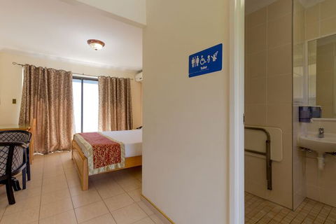 Novena Palms Motel - Accommodation Bookings 5