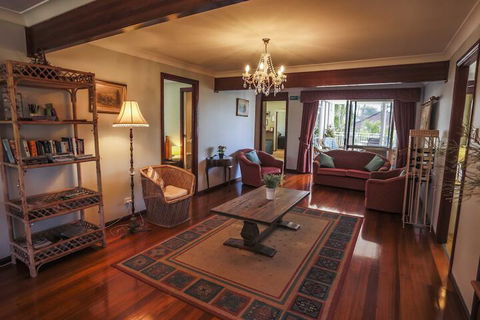 Ainslie Manor B&B - Accommodation Bookings 1