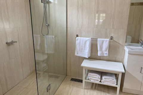 Fairbank House - Accommodation Bookings 6