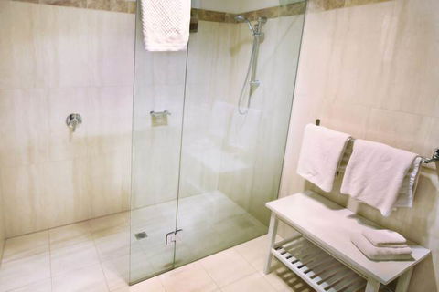Fairbank House - Accommodation Bookings 5
