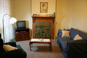 A Settler's Cottage - Accommodation Bookings 2
