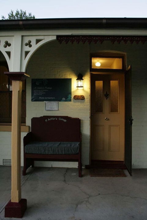 A Settler's Cottage - Accommodation Bookings 1