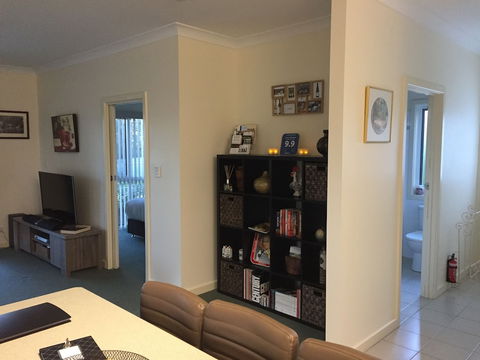 Lyreen's Apartment B&B - Accommodation Bookings 6