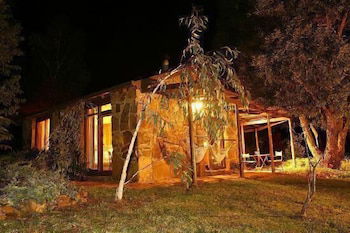 Wombat Hills Cottages - Accommodation Bookings 1