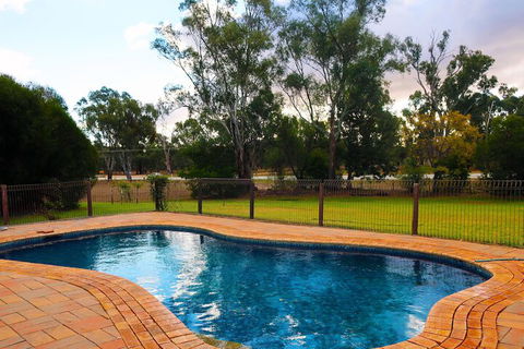 Newell Motor Inn - Narrandera - Accommodation Bookings 2