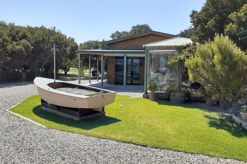 Boat Haven Studios - Accommodation Bookings 2