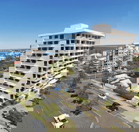 Burgess  Kings Beach Apartments - Accommodation Bookings