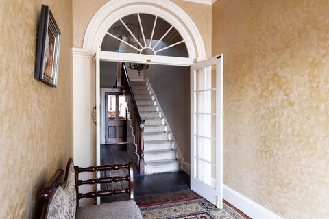 Fitzpatrick's Inn - Accommodation Bookings 2
