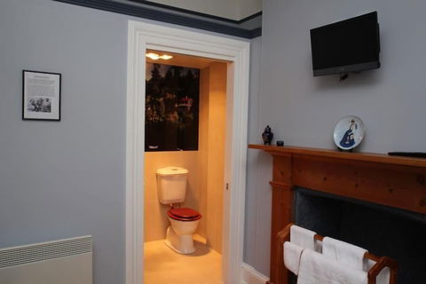 Fitzpatrick's Inn - Accommodation Bookings 4