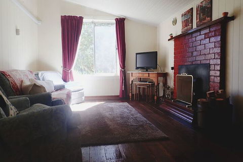 Glenbrook House And Cottage - Accommodation Bookings 7