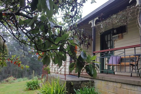 Glenbrook House And Cottage - Accommodation Bookings 4