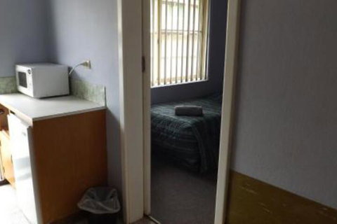 Collie Motel - Accommodation Bookings 7