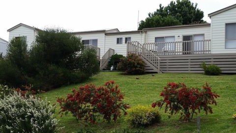 Lookout Holiday Units - Accommodation Bookings 3