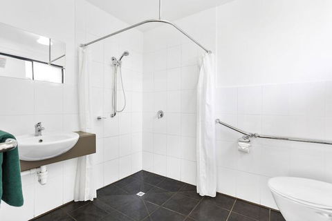 A1 Motels Port Fairy Motel And Apartments - Accommodation Bookings 5
