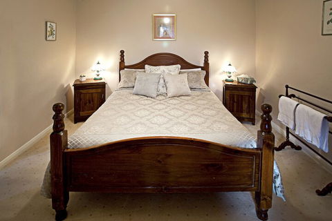 Trinity Cottage - Accommodation Bookings 4