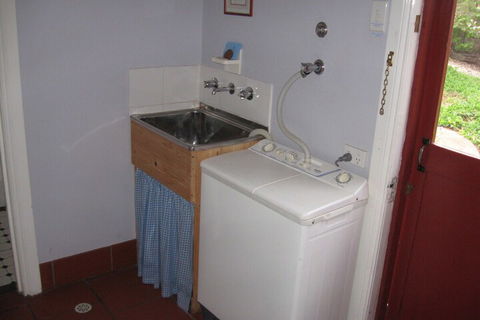 Trinity Cottage - Accommodation Bookings 7