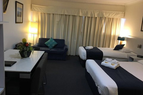 Lakeview Motor Inn - Accommodation Bookings 5