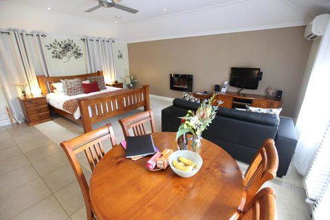 One Tree Bed & Breakfast - Accommodation Bookings 1