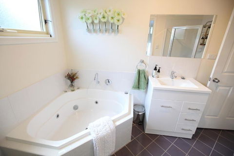 One Tree Bed & Breakfast - Accommodation Bookings 4