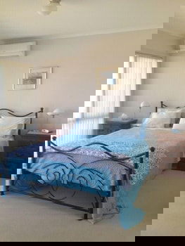 Christies No 1 Esplanade - Accommodation Bookings 2