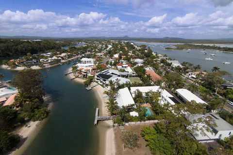 Caribbean Noosa - Accommodation Bookings 1