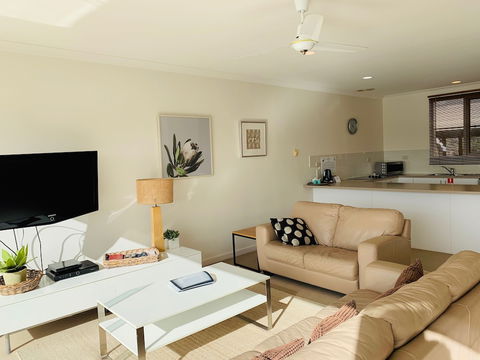 The Bluff Resort Apartments - Accommodation Bookings 2