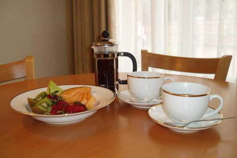 Carlyle Suites & Apartments - Accommodation Bookings 3