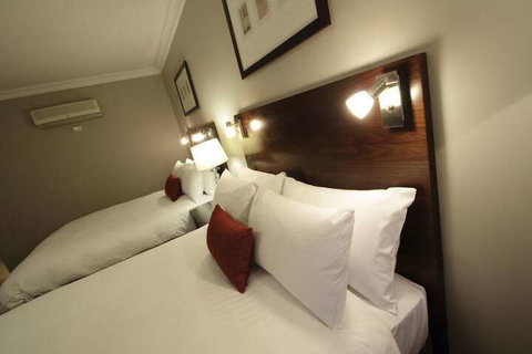 Carlyle Suites & Apartments - Accommodation Bookings 2