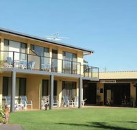 Admirals Lodge