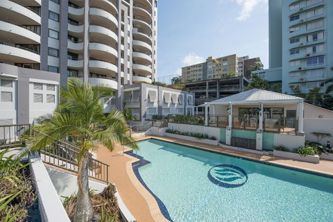The Oasis Apartments - Accommodation Bookings 6