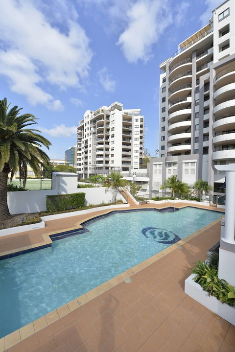 The Oasis Apartments - Accommodation Bookings 4