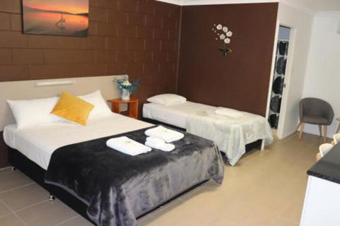 Spanish Lace Motor Inn - Accommodation Bookings 6