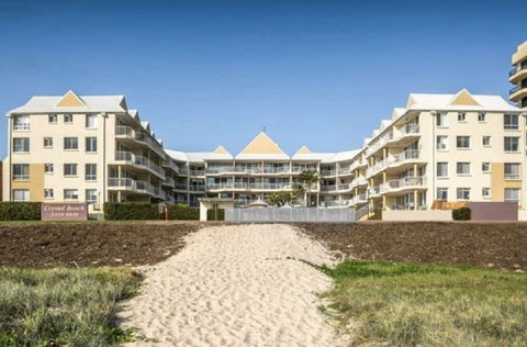 Crystal Beach Holiday Apartments - Accommodation Bookings 2