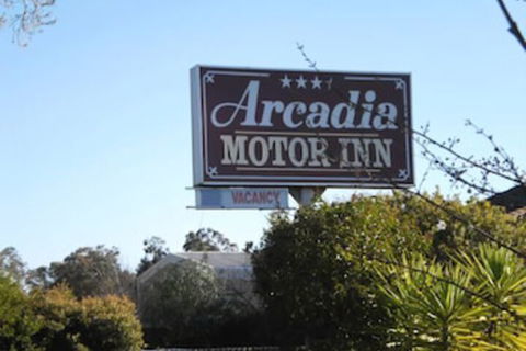 Arcadia Motor Inn - Accommodation Bookings 0